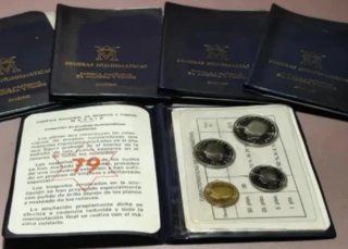 Lote 15 Carteras Pruebas Numismáticas 77 y 79