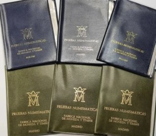 Lote 15 Carteras Pruebas Numismáticas 77 y 79