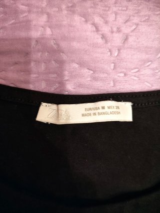 Blusa negra sin mangas
