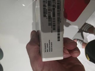 Samsung A56 5G 256GB Negro y Rojo