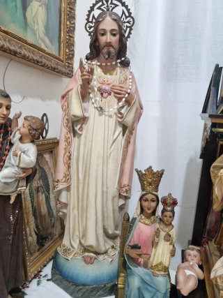 Sagrado Corazón de Jesús Estatua