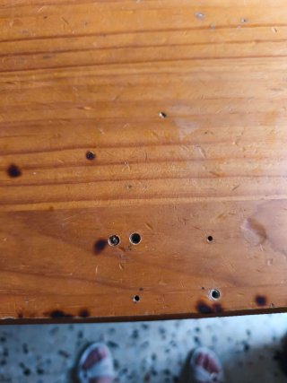 Cómoda de madera con 4 cajones