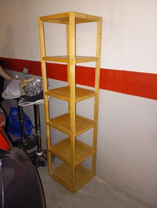Estantería de madera Ikea