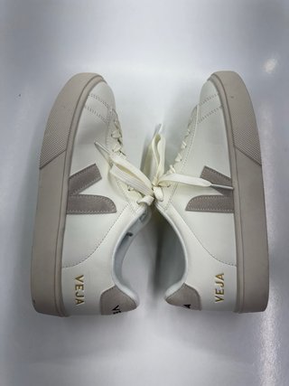 Zapatillas Veja Talla 38 Beige/Blanco