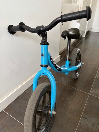 Bicicleta sin pedales Sawyer azul