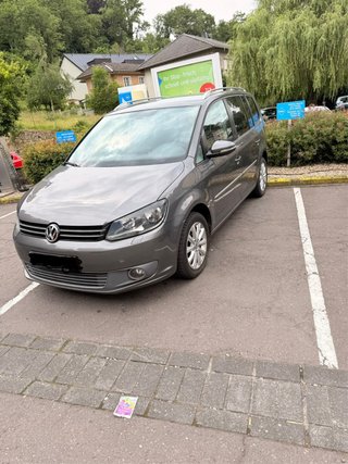 Volkswagen Touran 2011