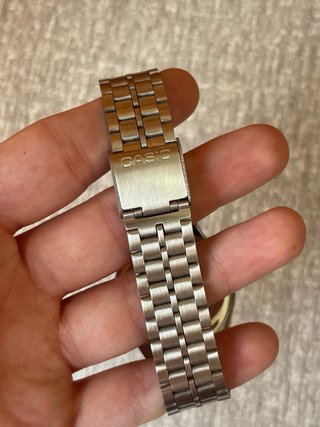 Reloj Casio MTP Plateado y Azul Agua