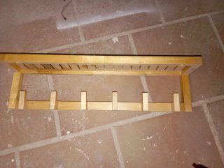 Estantería Ikea madera con colgador