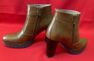 Botines de piel NeroGiardini marrones