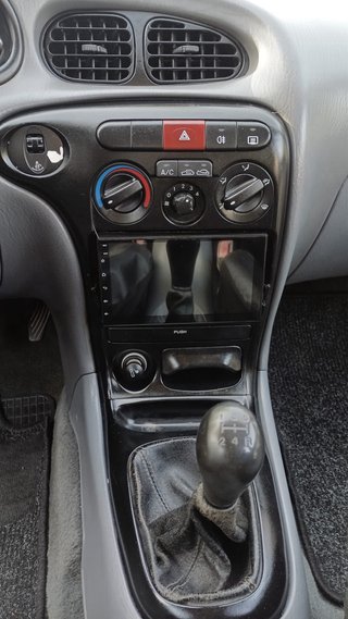 Hyundai Lantra