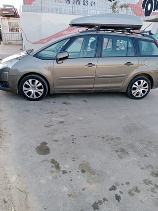 Citroen Grand C4 Picasso 2010