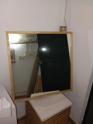 Espejo de madera y cristal