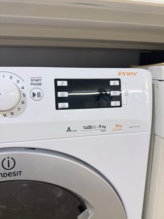 Lavadora Secadora Indesit 9kg/6kg 1400rpm