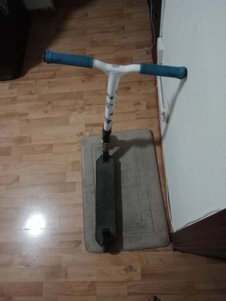 Patinete giratorio bien cuidado