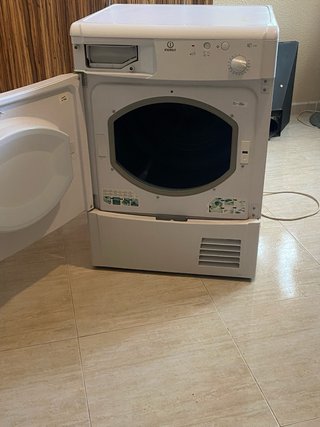 Secadora Indesit Blanca