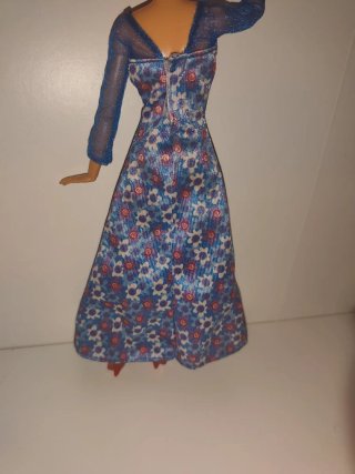 Splendido vestito con stampa floreale per Barbie o bambola simile originale Mattel