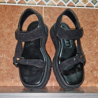 Sandalias Guess Negras Brillantes