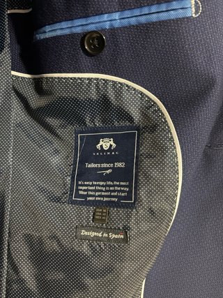Traje de hombre azul