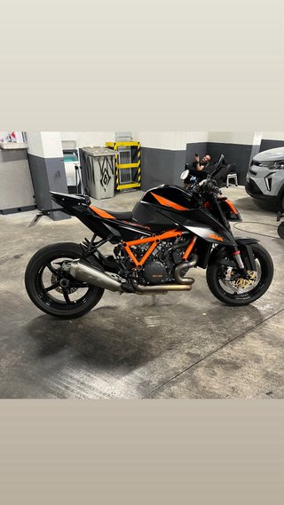 KTM 1290 Super Duke R 2020