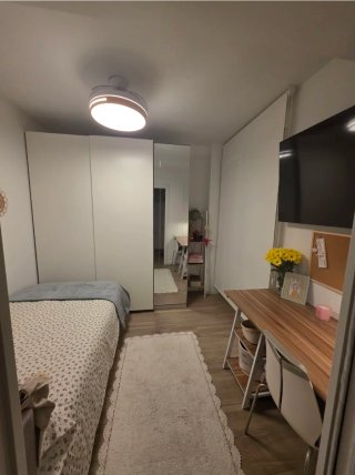 Adaptación de habitacion en sala.