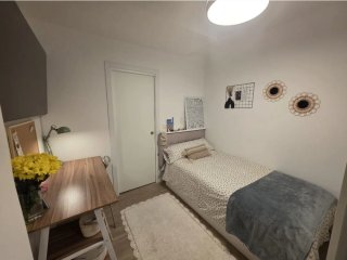 Adaptación de habitacion en sala.