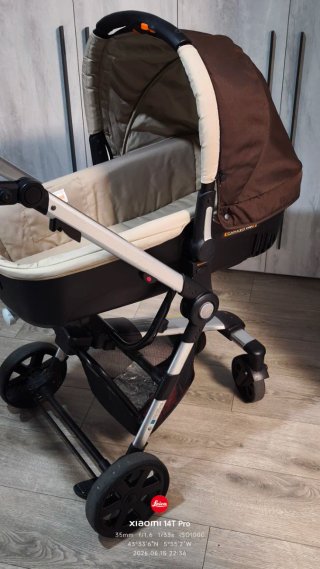 Cochecito de bebé y accesorios