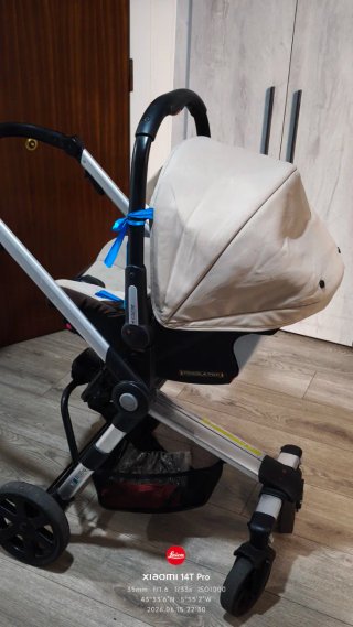 Cochecito de bebé y accesorios
