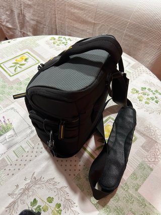 Bolsa para cámara de fotos gris y negra