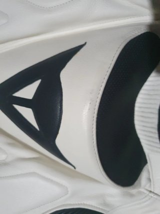 Mono Dainese Profesional 1 pieza Blanco/Negro