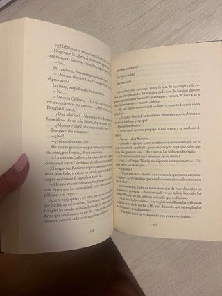 Pacchetto 2 Libri di Freida McFadden (Spagnolo)