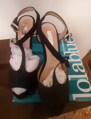 Sandalias Lola Blue Tacon Brillo Talla 37.
