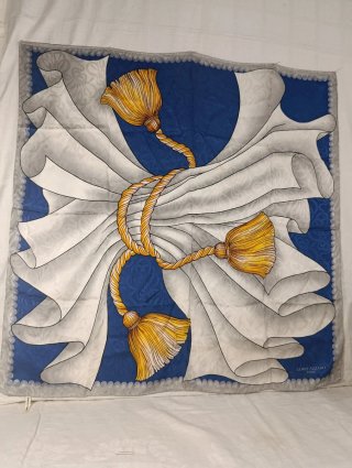 ELEGANTE PAÑUELO DE SEDA FRANCÉS LORIS AZZARO