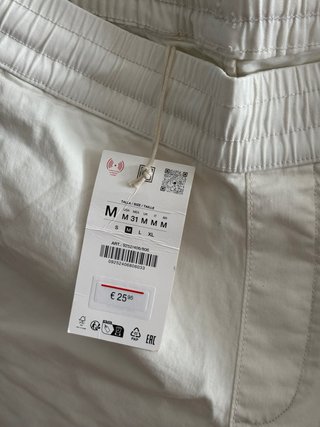 Pantalón corto Zara beige Talla M