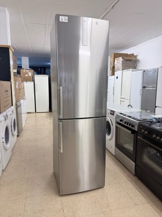Nevera Bosch 200x60 con garantía