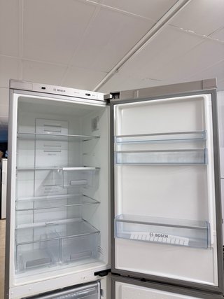 Nevera Bosch 200x60 con garantía