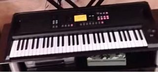 Piano Korg EK-50