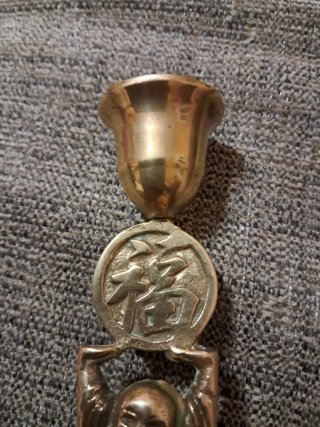 Amuletos de la suerte dorados