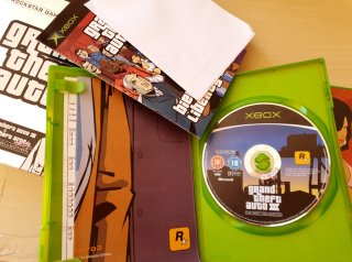 Pack doble de Grand Theft Auto para Xbox.