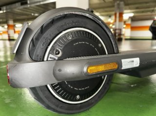 Patinete Eléctrico Xiaomi 4 Pro Plus + Casco