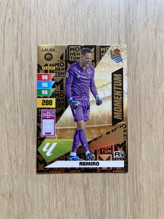 Cromo Momentum Remiro Adrenalyn XL 23/24