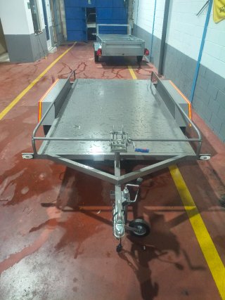 Remolque Vatea con rampas