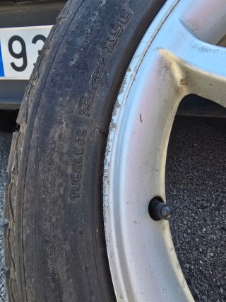 Rueda de repuesto Toyota Celica T23
