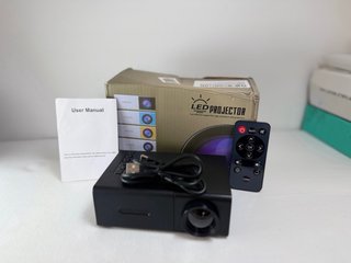 Proyector LED Compacto