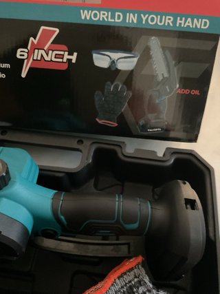 Mini motosega elettrica 6 “ con accessori