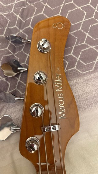 Bajo Marcus Miller P5 Alder