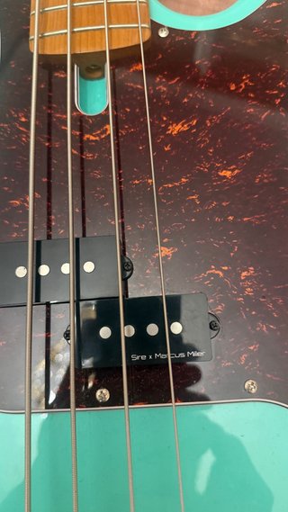 Bajo Marcus Miller P5 Alder