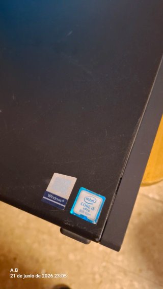 Lenovo ThinkCentre i5-8500 .
