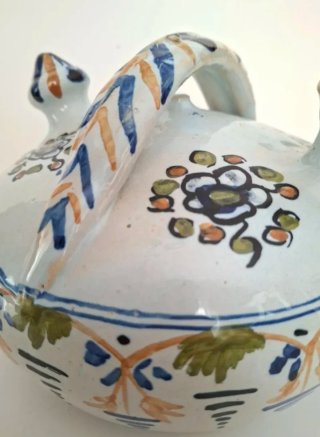 Botijo de cerámica Talavera pintado a mano