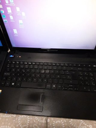 Packard Bell Portátil 2 Negro/Gris 60 negociable