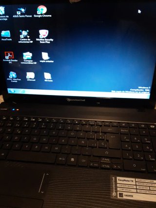 Packard Bell Portátil 2 Negro/Gris 60 negociable